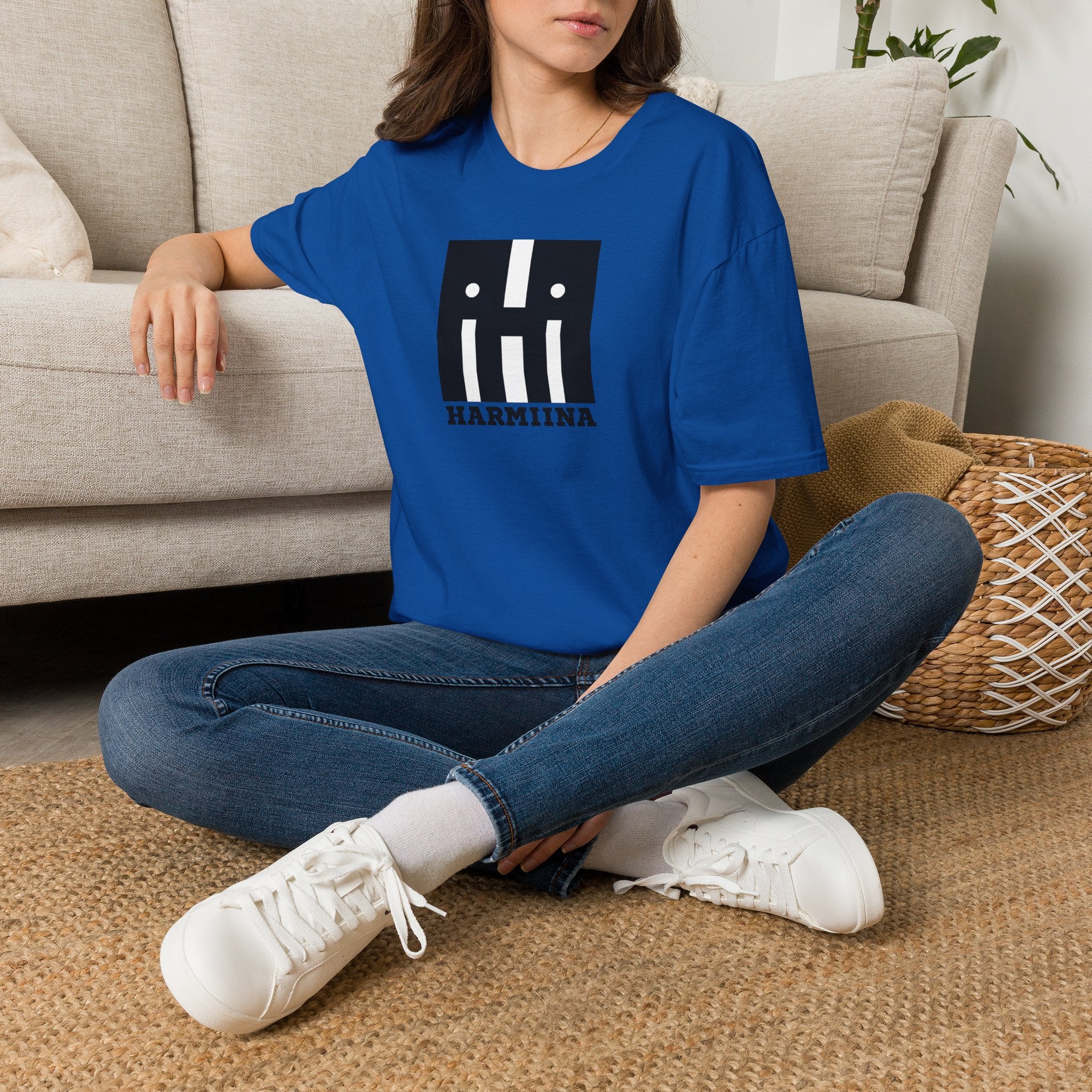 Harmiina Logo T-Shirt — Minimalist Black Graphic Tee